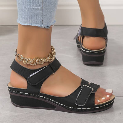 Lurachic™ - Effen sandalen met haakjes en lusjes voor dames