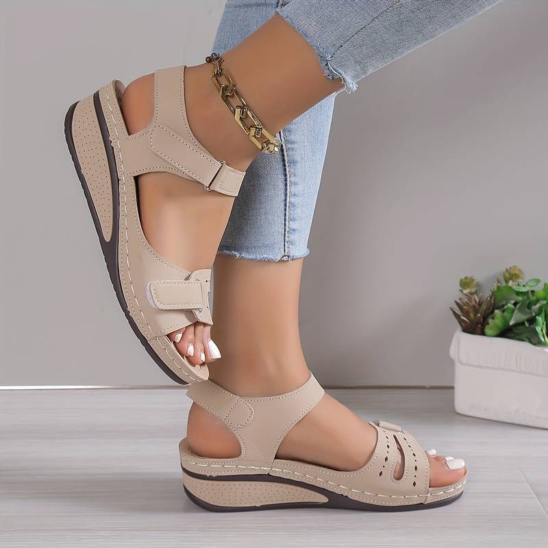 Lurachic™ - Effen sandalen met haakjes en lusjes voor dames